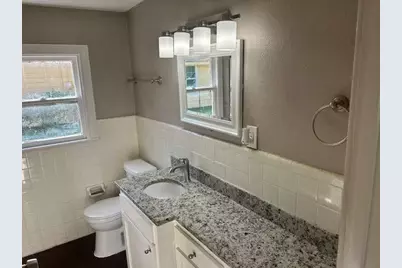 2113 3rd Avenue N, Texas City, TX 77590 - Photo 9