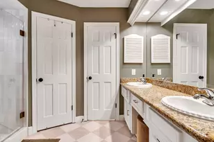 11910 Quail Creek Dr, Houston, TX 77070 - Photo 23