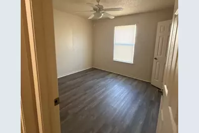 516 Laredo, Navasota, TX 77868 - Photo 7