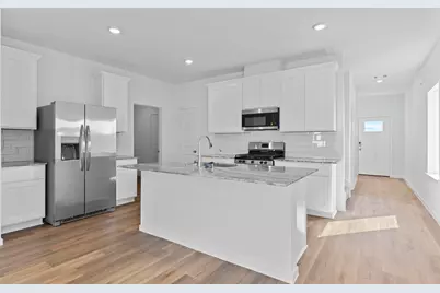 1418 Angelfish, Iowa Colony, TX 77583 - Photo 5