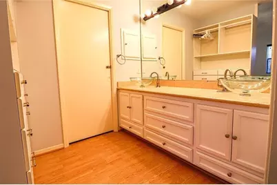 4724 Post Oak Timber Drive #8/65, Houston, TX 77056 - Photo 17