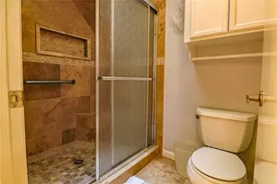 4724 Post Oak Timber Dr, Houston, TX 77056 - Photo 21