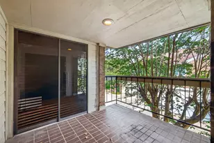 4724 Post Oak Timber Dr, Houston, TX 77056 - Photo 39
