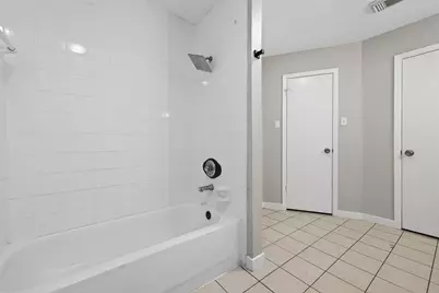 13210 Chimney Sweep Drive, Houston, TX 77041 - Photo 31