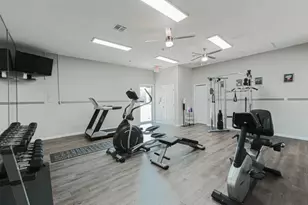 11111 W Montgomery Rd, Houston, TX 77088 - Photo 7
