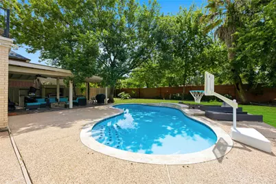 7610 Guinevere Drive, Sugar Land, TX 77479 - Photo 41