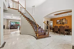 7610 Guinevere Dr, Sugar Land, TX 77479 - Photo 7