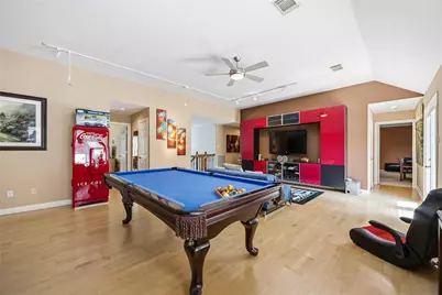 7610 Guinevere Drive, Sugar Land, TX 77479 - Photo 29