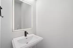 2304 Hoskins Dr, Houston, TX 77080 - Photo 29
