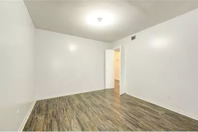 6723 Tarnef Drive #723, Houston, TX 77074 - Photo 7