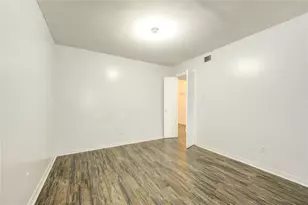 6723 Tarnef Dr, Houston, TX 77074 - Photo 7