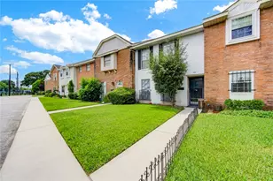 6723 Tarnef Dr, Houston, TX 77074 - Photo 3