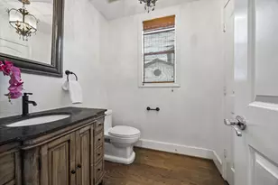 4523 Maple St, Bellaire, TX 77401 - Photo 19