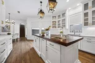 4523 Maple St, Bellaire, TX 77401 - Photo 15