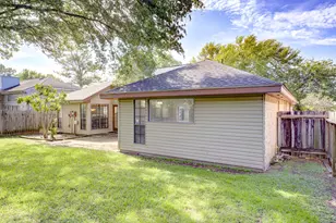 16134 Beechnut St, Houston, TX 77083 - Photo 45
