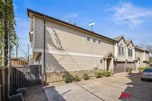 2410 Calumet St, Houston, TX 77004 - Photo 3