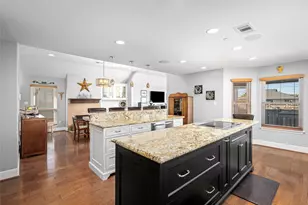 1314 Hawaii Dr, Tiki Island, TX 77554 - Photo 13