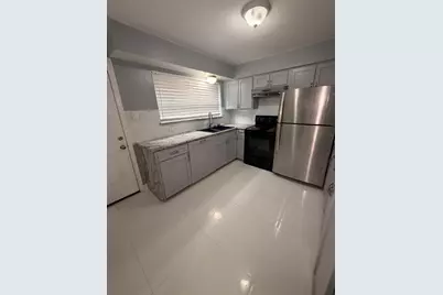 6405 Westward  St #51, Houston, TX 77081 - Photo 7