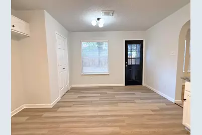 7506 Broken Arrow Street, Baytown, TX 77521 - Photo 9