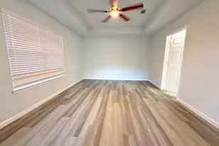 7506 Broken Arrow St, Baytown, TX 77521 - Photo 17