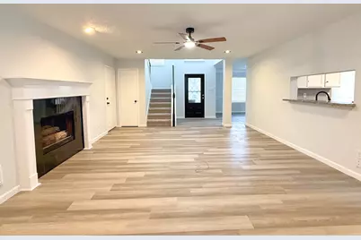 7506 Broken Arrow Street, Baytown, TX 77521 - Photo 5