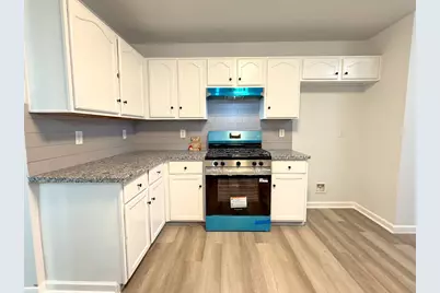 7506 Broken Arrow Street, Baytown, TX 77521 - Photo 11