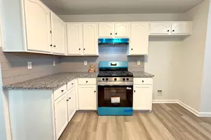 7506 Broken Arrow St, Baytown, TX 77521 - Photo 11