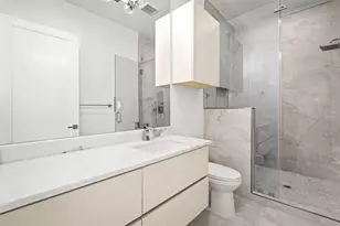 625 Piney Point Rd, Houston, TX 77024 - Photo 25