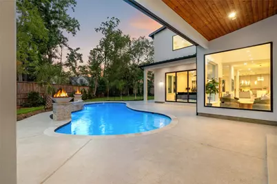 625 Piney Point Road, Houston, TX 77024 - Photo 35