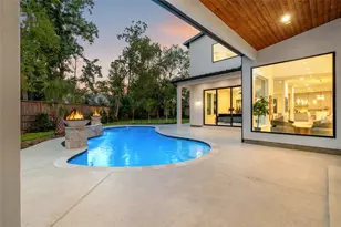 625 Piney Point Rd, Houston, TX 77024 - Photo 35