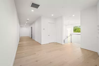 625 Piney Point Road, Houston, TX 77024 - Photo 21