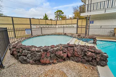 2810 Beauchamp Street #20, Houston, TX 77009 - Photo 5
