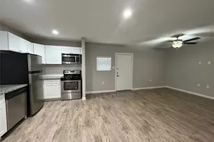 2810 Beauchamp St, Houston, TX 77009 - Photo 7