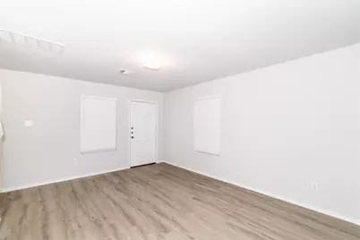 8518 Oak Grove Church Street, Houston, TX 77028 - Photo 5