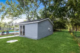 12802 Manor Dr, Brookside, TX 77581 - Photo 43