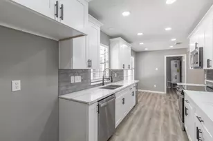 3724 Kilkenny Dr, Houston, TX 77047 - Photo 9