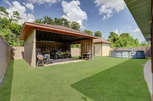 8701 Lawnridge St, Houston, TX 77016 - Photo 41