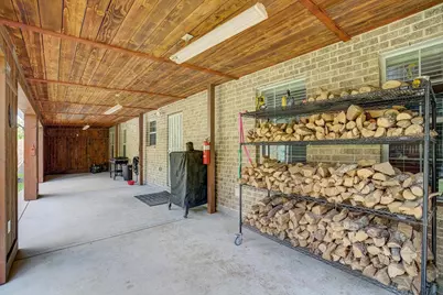 8701 Lawnridge Street, Houston, TX 77016 - Photo 9
