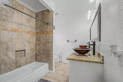 8701 Lawnridge Street, Houston, TX 77016 - Photo 25