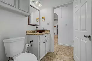 8701 Lawnridge St, Houston, TX 77016 - Photo 29