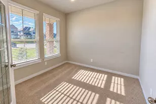 1951 Scarlet Yaupon Wy, Conroe, TX 77301 - Photo 7