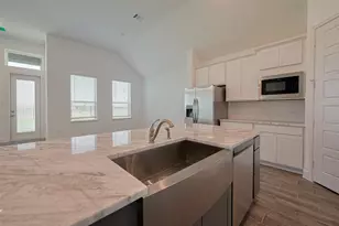 13415 Golden Isle Dr, Texas City, TX 77568 - Photo 15