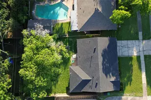 7607 Grape St, Houston, TX 77074 - Photo 37