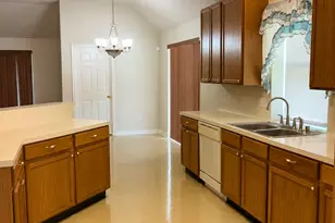 3310 Elmcrest Dr, Houston, TX 77088 - Photo 3
