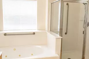 3310 Elmcrest Dr, Houston, TX 77088 - Photo 7