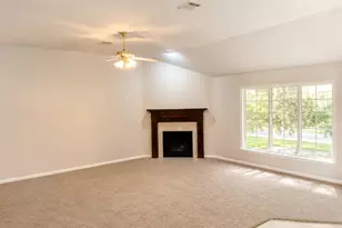 3310 Elmcrest Dr, Houston, TX 77088 - Photo 5