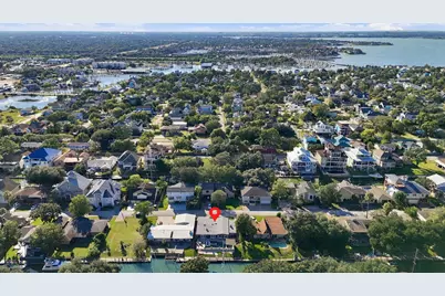 10 Harbor Lane, Kemah, TX 77565 - Photo 27
