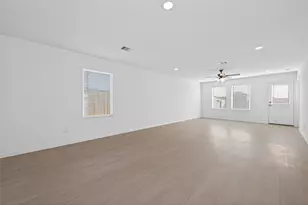 10814 Red Orchid Dr, Houston, TX 77016 - Photo 19