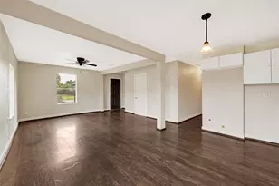 7526 Bywood St, Houston, TX 77028 - Photo 9