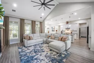 22437 Augusta Ln, Huntsville, TX 77320 - Photo 7